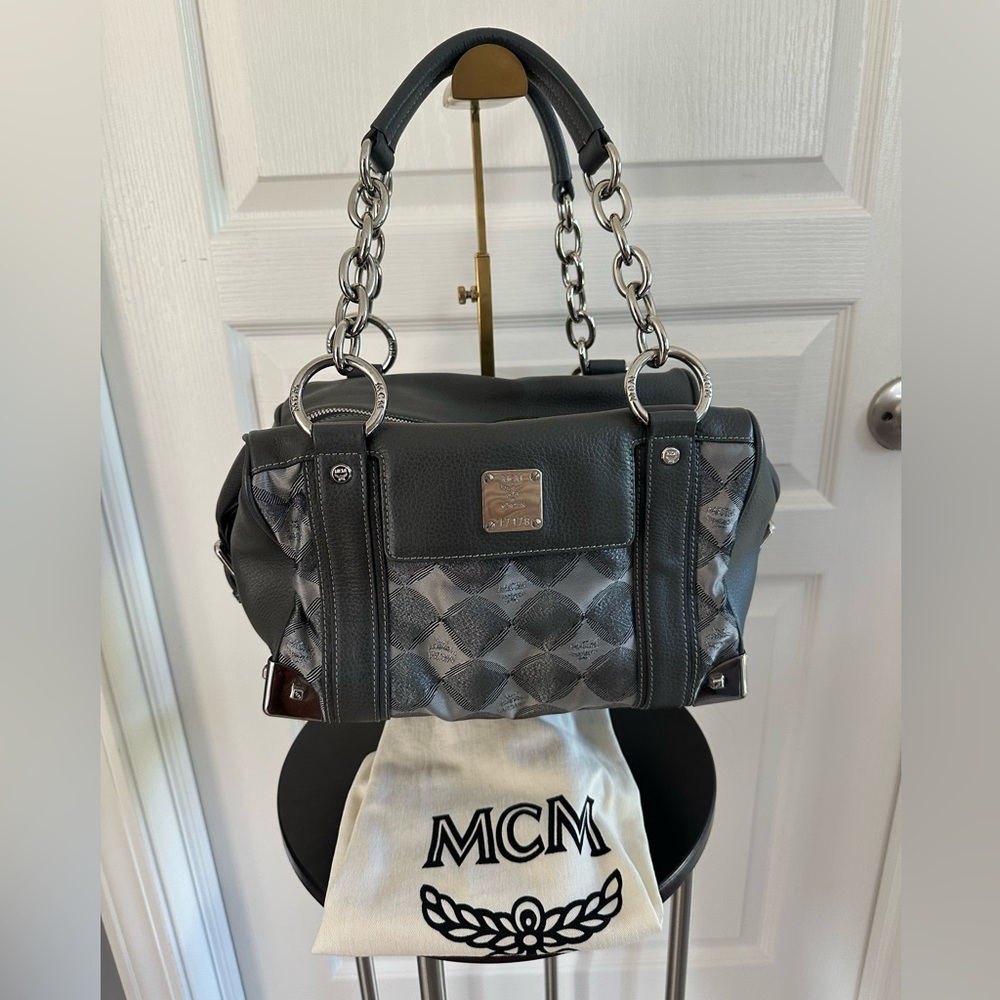 💙 MCM Boston Handbag Silver Hardware Grey Gray Leather w Dust Bag Authentic EUC